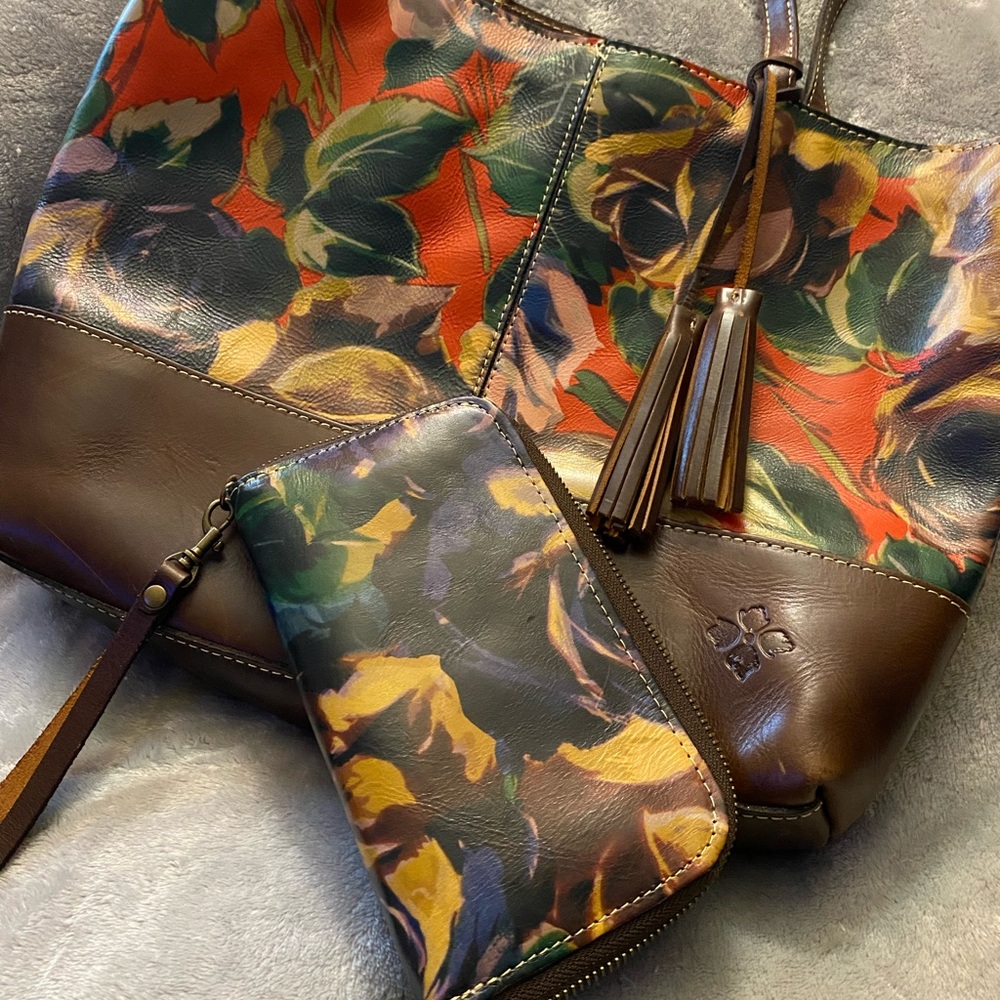 Patricia Nash Italian leather 2pieces floral print